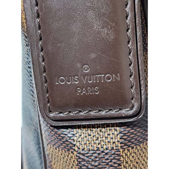 Authentic Louis Vuitton Damier Ebene District PM Messenger Bag Brown - Picture 9 of 14